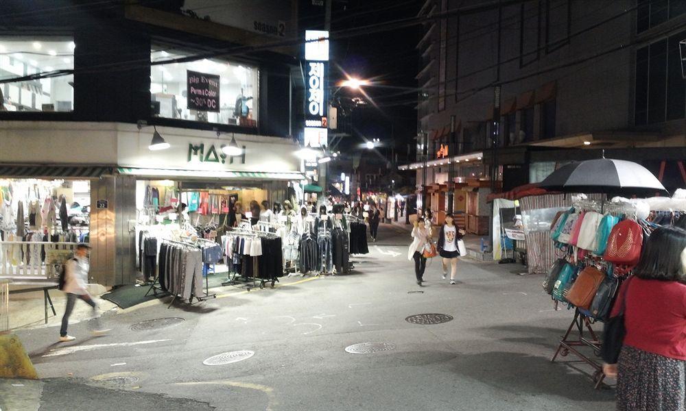 Oppa Hostel Seul Esterno foto
