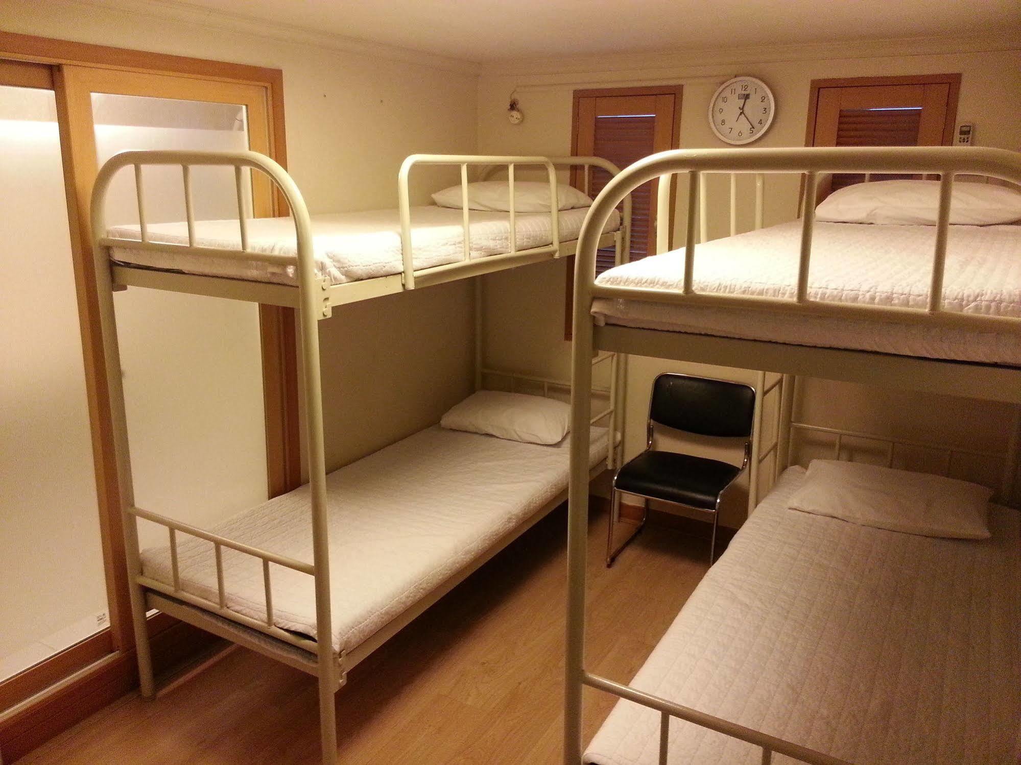 Oppa Hostel Seul Esterno foto
